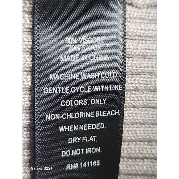 Harve' Benard ribbed long sleeved turtleneck, NWT - Picture 4 of 5